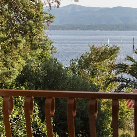 Apartman Sesna Bol Buitenkant foto