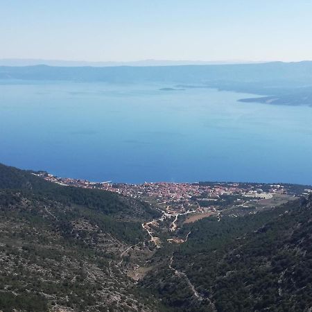 Apartman Sesna Bol Buitenkant foto