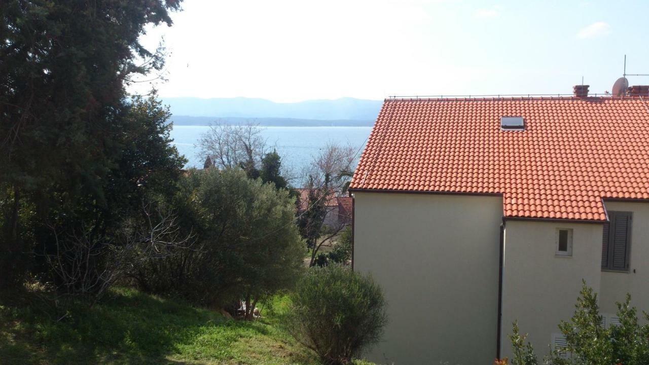 Apartman Sesna Bol Buitenkant foto