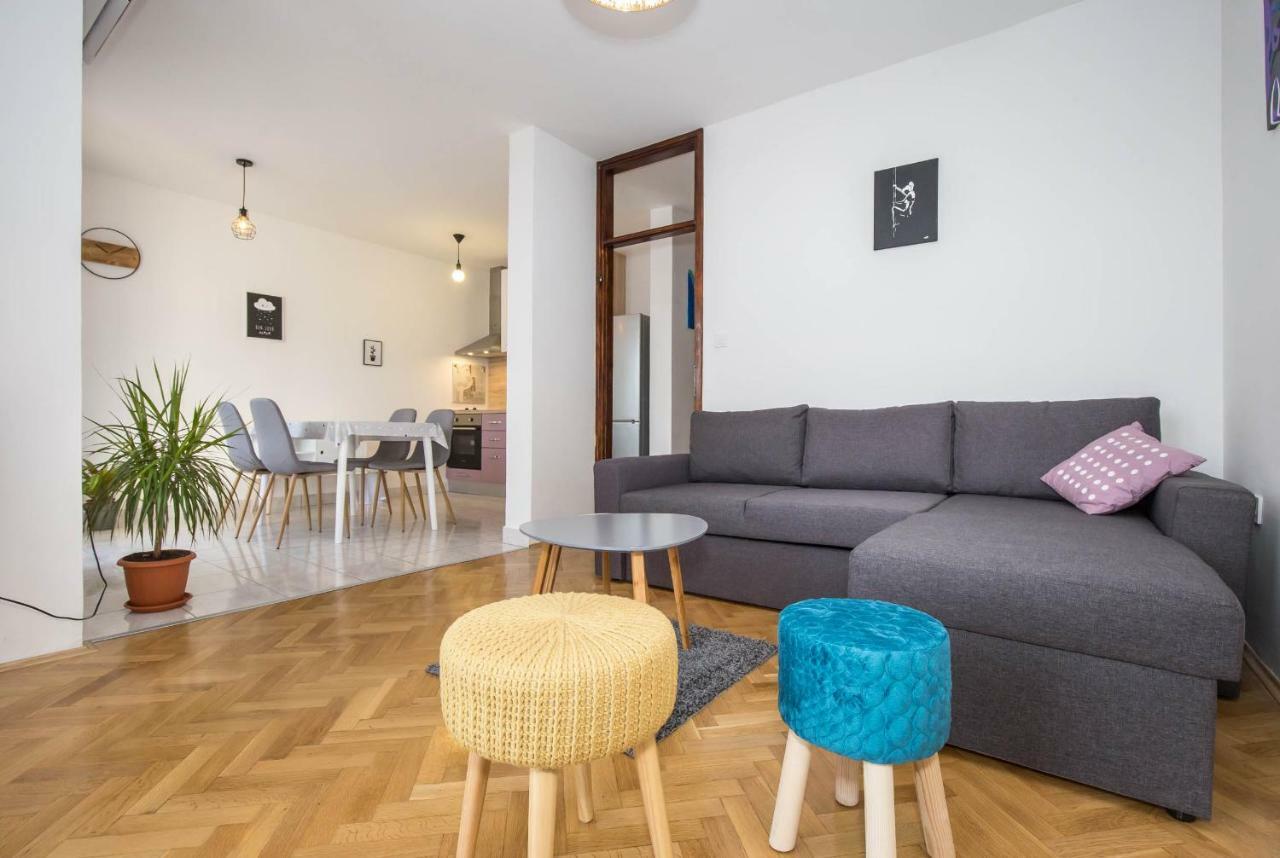 Apartman Sesna Bol Buitenkant foto