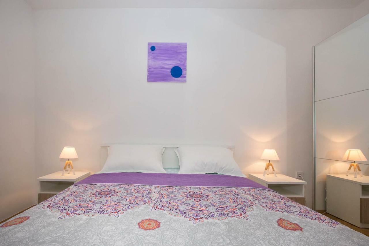 Apartman Sesna Bol Buitenkant foto